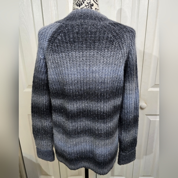 Girl's Youth Old Navy Blue & Gray Ombre Striped Long Sleeve Sweater - Picture 2 of 8